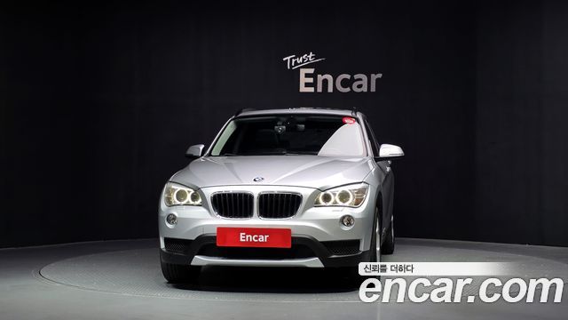 BMW X1 xDrive 20d — пробег 73 796 км — фото 3 из 5