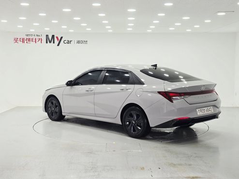Hyundai AVANTE Smart — пробег 123 617 км — фото 3 из 5