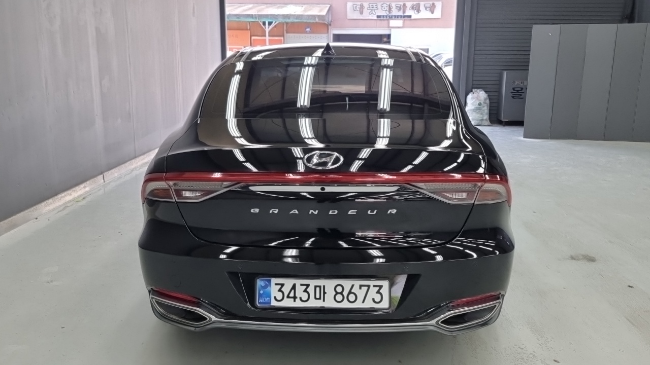 Hyundai Grandeur из Кореи Encar