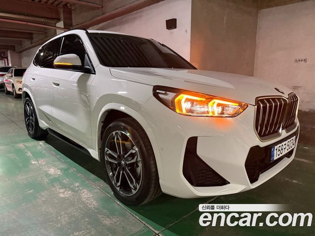 BMW X1 sDrive 20i M Sport — пробег 1 896 км — фото 4 из 5