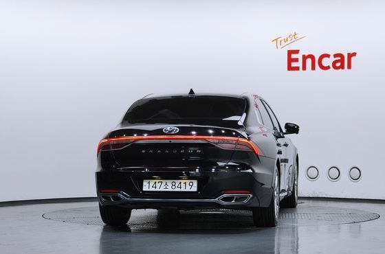 Hyundai Grandeur Calligraphy — пробег 111 177 км — фото 4 из 5