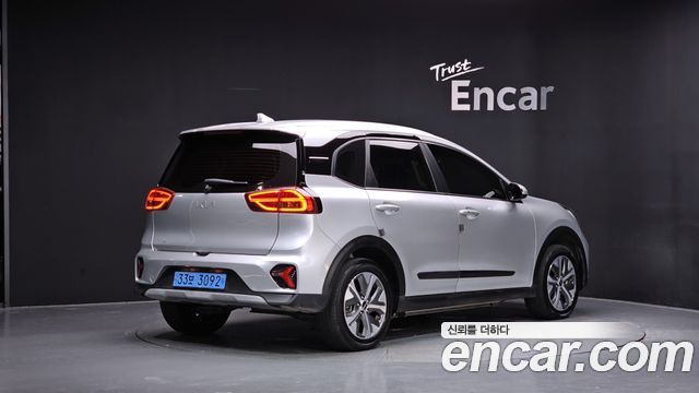 Kia Niro Air — пробег 128 762 км — фото 2 из 5