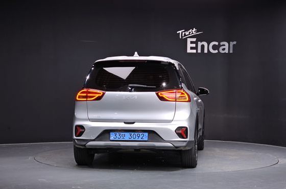 Kia Niro Air — пробег 128 762 км — фото 4 из 5