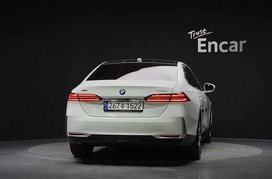 BMW 5-Series 523d xDrive — пробег 38 816 км — фото 4 из 5