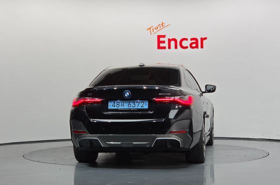 BMW i4 eDrive40 M Sports Pro — пробег 75 013 км — фото 4 из 5