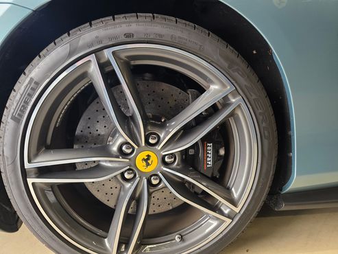 Ferrari Roma 3.9 Spider — пробег 2 900 км — фото 5 из 5