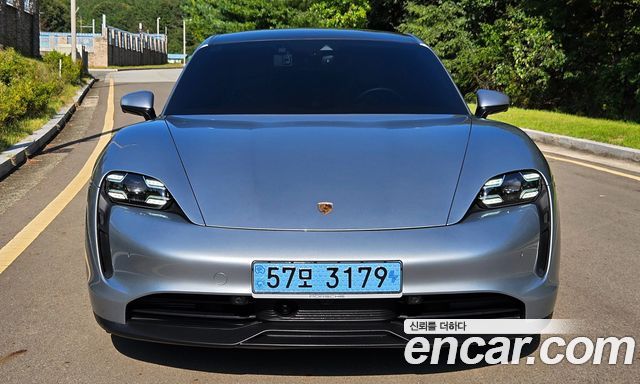 Porsche Taycan Base — пробег 72 774 км — фото 3 из 5