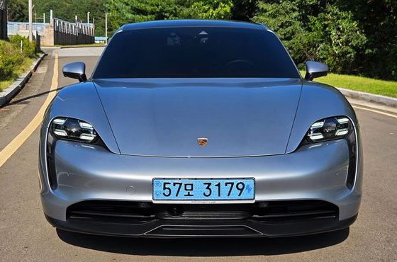 Porsche Taycan Base — пробег 72 774 км — фото 3 из 5
