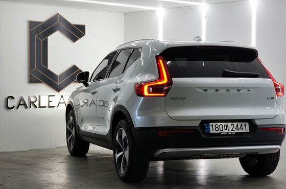 Volvo XC40 B4 Ultimate Bright — пробег 8 158 км — фото 3 из 5