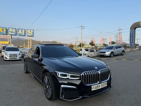 BMW 7-Series 730Ld xDrive M Sport — пробег 119 000 км — фото 2 из 5