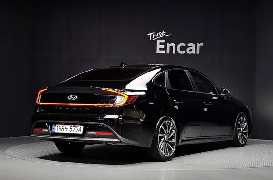 Hyundai Sonata Inspiration — пробег 34 020 км — фото 2 из 5