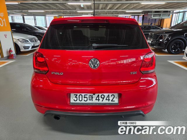 Volkswagen Polo 1.6 TDI R-Line 5th — пробег 163 740 км — фото 3 из 5