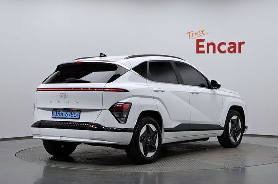 Hyundai Kona Long Range Premium — пробег 47 169 км — фото 2 из 5