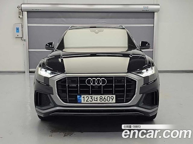 Audi Q8 45 TDI Quattro Premium — пробег 141 274 км — фото 1 из 5