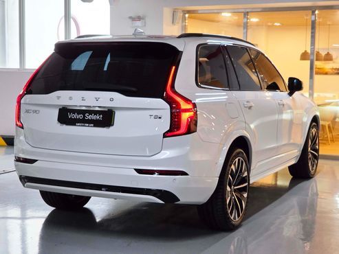 Volvo XC90 T8 Ultra Dark Hybrid — пробег 19 571 км — фото 2 из 5