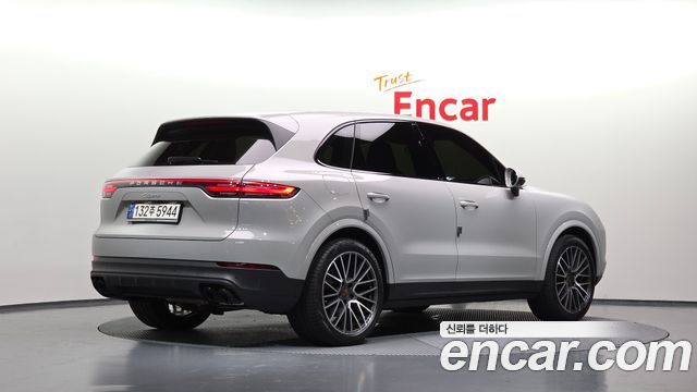 Porsche Cayenne 3.0 — пробег 37 978 км — фото 2 из 5