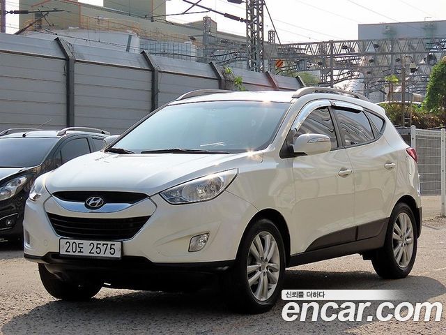 Hyundai Tucson Diesel 2WD LX20 Luxury — пробег 67 980 км — фото 2 из 5