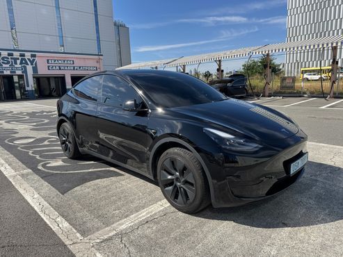 Tesla Model Y RWD — пробег 19 578 км — фото 3 из 5