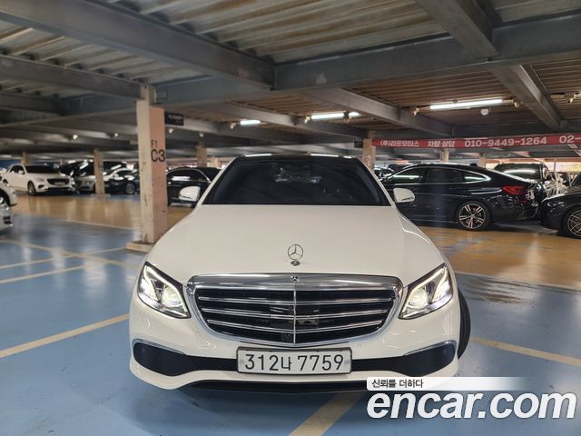 Mercedes-Benz E-Class из Кореи Encar