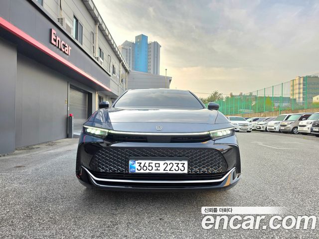 Toyota Crown 2.5 4WD Hybrid — пробег 13 900 км — фото 3 из 5