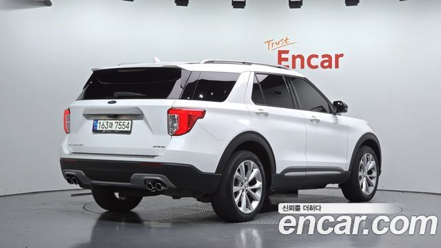 Ford Explorer 3.0 Platinum 4WD — пробег 74 014 км — фото 2 из 5