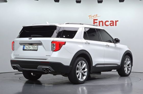 Ford Explorer 3.0 Platinum 4WD — пробег 74 014 км — фото 2 из 5