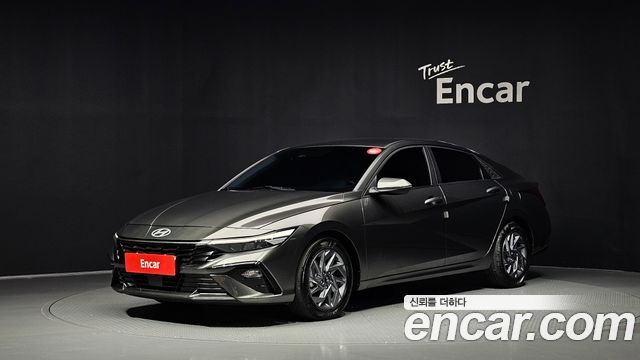 Hyundai AVANTE Modern — пробег 13 501 км — фото 1 из 5