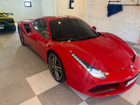 Ferrari 488 3.9 — пробег 24 238 км — фото 1 из 5