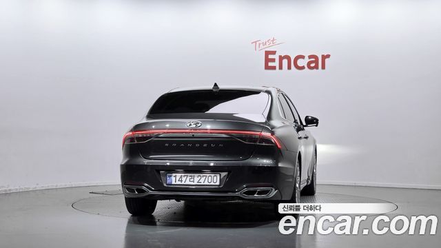 Hyundai Grandeur из Кореи Encar
