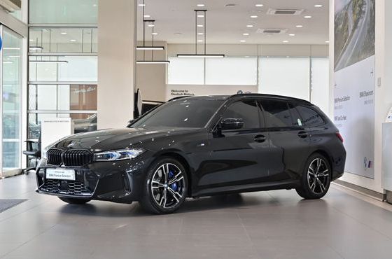 BMW 3-Series 320d Touring M Sport — пробег 11 193 км — фото 1 из 5