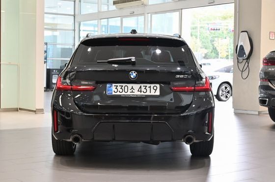 BMW 3-Series 320d Touring M Sport — пробег 11 193 км — фото 3 из 5