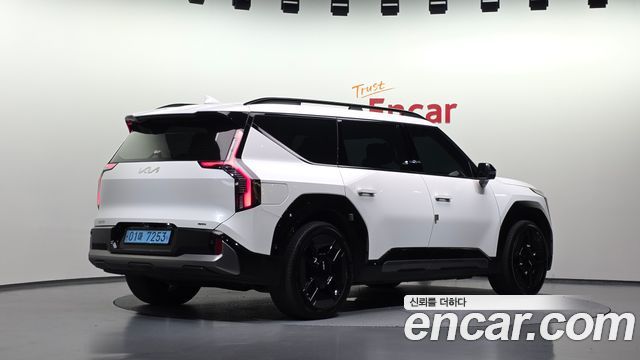 Kia EV9 из Кореи Encar