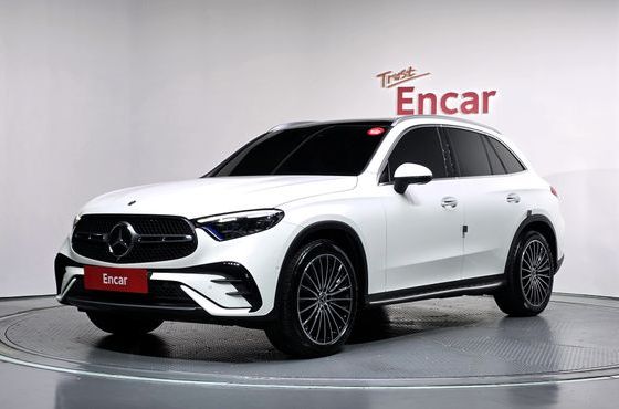 Mercedes-Benz GLC-Class GLC300 4MATIC AMG Line — пробег 56 810 км — фото 1 из 5