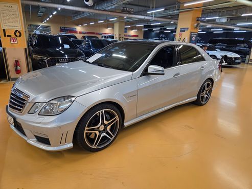 Mercedes-Benz E-Class E63 AMG 4MATIC — пробег 151 000 км — фото 3 из 5