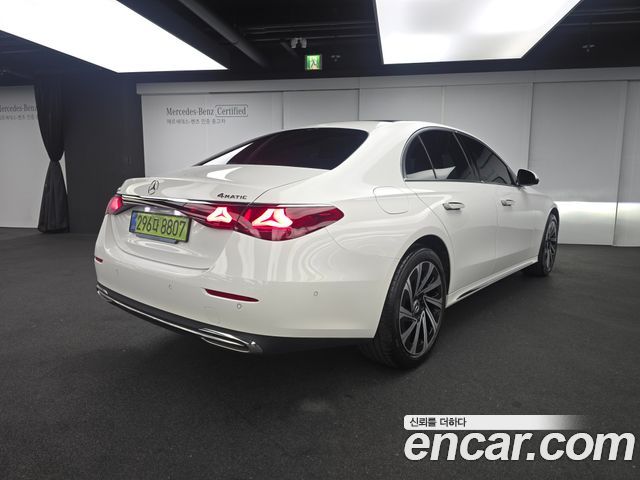 Mercedes-Benz E-Class из Кореи Encar