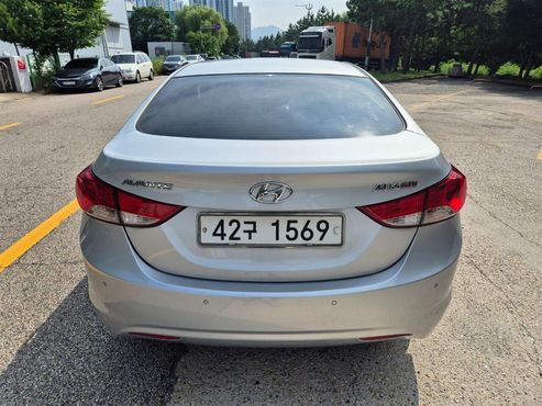 Hyundai AVANTE M16 GDI Luxury — пробег 115 798 км — фото 4 из 5