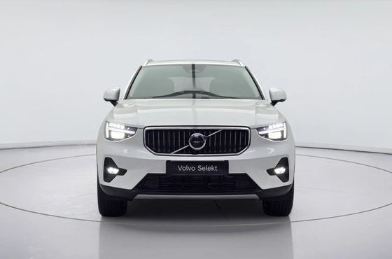 Volvo XC40 B4 Ultra Bright — пробег 2 461 км — фото 4 из 5