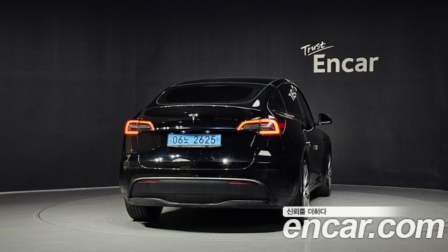 Tesla Model Y RWD — пробег 41 147 км — фото 4 из 5