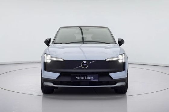 Volvo EX30 Performance Ultra — пробег 2 365 км — фото 2 из 5