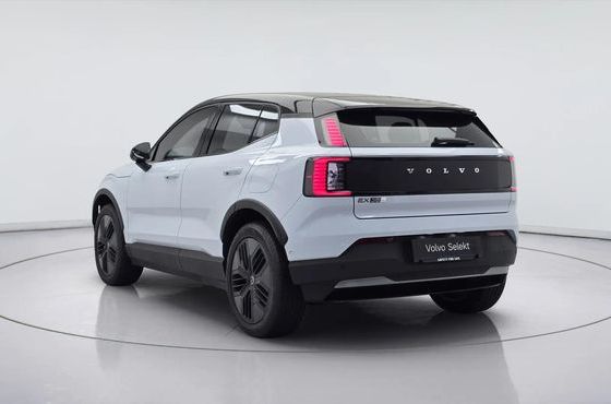 Volvo EX30 Performance Ultra — пробег 2 365 км — фото 4 из 5