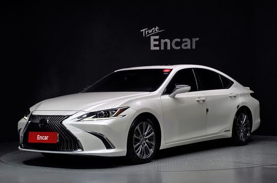 Lexus ES Luxury — пробег 67 184 км — фото 1 из 5
