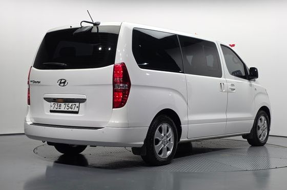Hyundai Starex Wagon 12-Seater Smart — пробег 202 932 км — фото 2 из 5