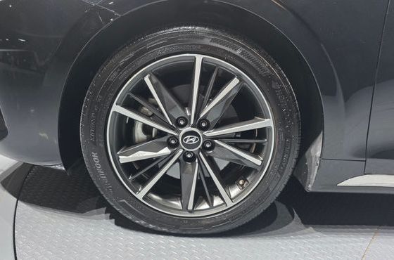Hyundai Grandeur 2.5 Premium — пробег 68 473 км — фото 5 из 5