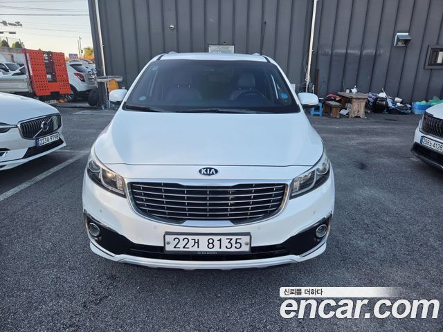 Kia Carnival 9-seater Prestige — пробег 195 000 км — фото 2 из 5