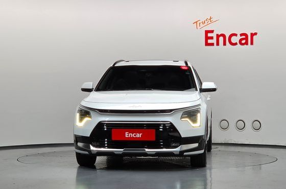 Kia Niro Signature — пробег 72 370 км — фото 3 из 5
