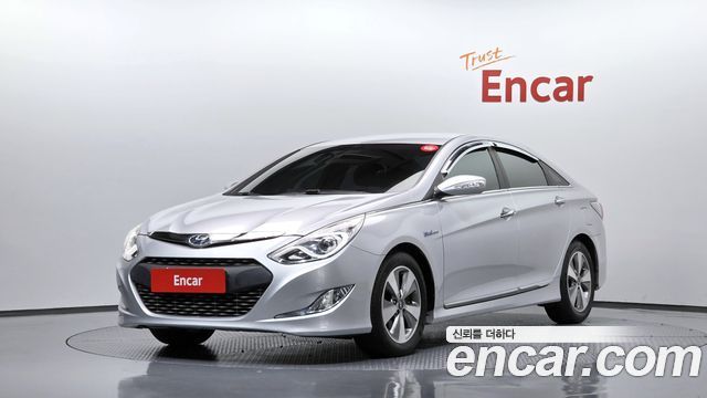 Hyundai Sonata 2.0 Royal — пробег 65 818 км — фото 1 из 5