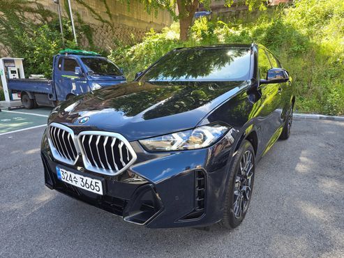 BMW X6 xDrive30d M Sport — пробег 5 300 км — фото 1 из 5