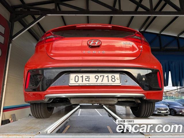 Hyundai Ioniq Q — пробег 204 652 км — фото 2 из 2