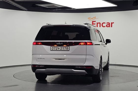 Kia Carnival Diesel 9-Seater Prestige — пробег 85 289 км — фото 4 из 5