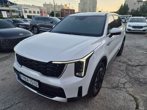 Kia Sorento Gasoline 2.5T 2WD Prestige — пробег 13 000 км — фото 2 из 5